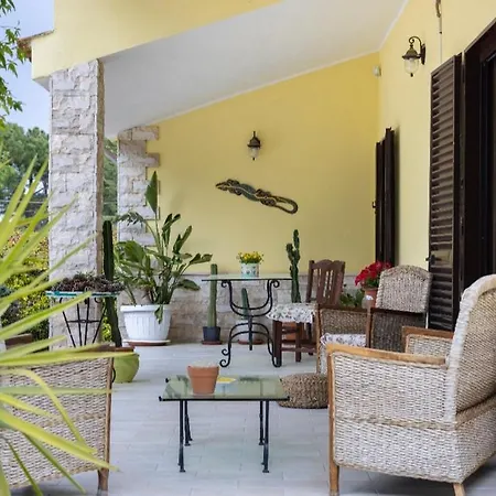 住宿加早餐酒店 Azaro-casa Vostra 蒙特堡