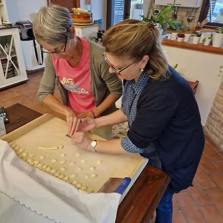 Azarò-casa Vostra Castel Del Monte (Apulia)