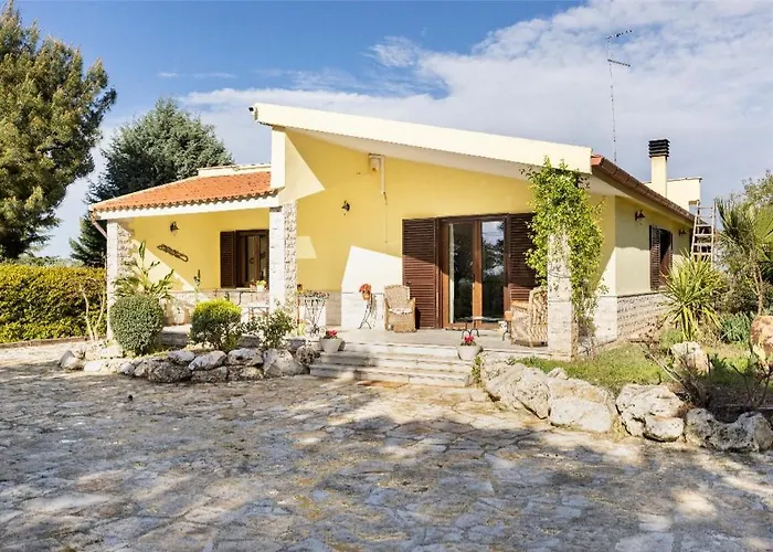 Azaro-casa Vostra Bed & Breakfast Castel Del Monte (Apulia)